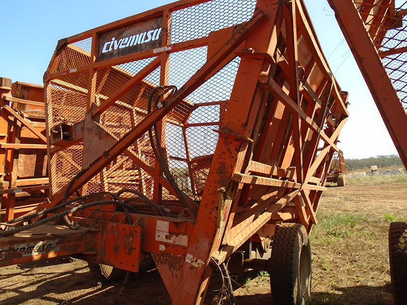 TRANSBORDO TAC ARR 10500KG 24M³ 4700X3550; ANO 2009. - FR1003019. - LOC. LAGOA DA PRATA
