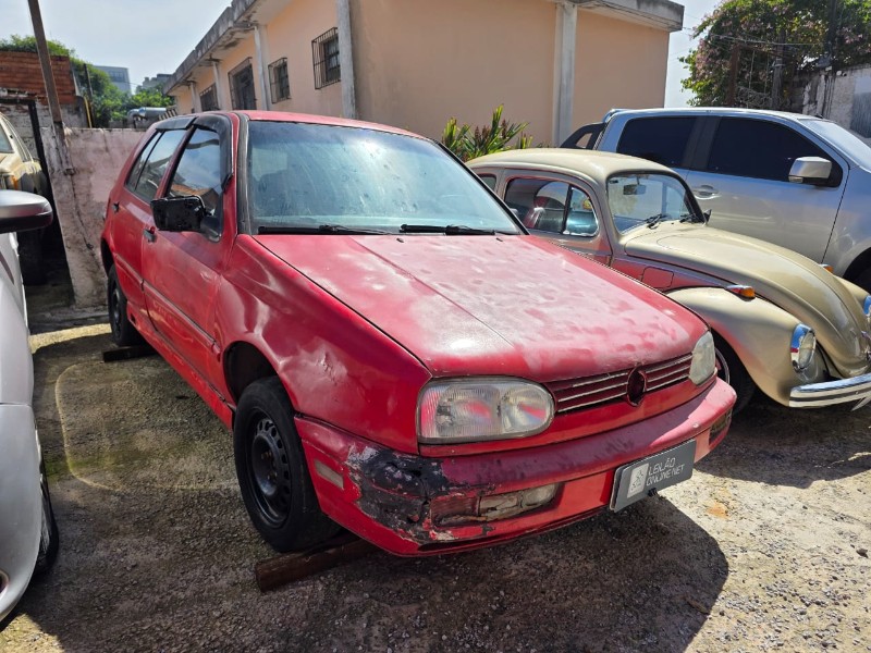 IMP/VW GOLF GLX 2.0 MI; 1997/1997; VERMELHA; GASOLINA - SEM MOTOR