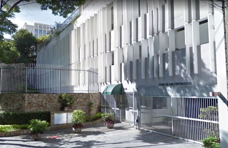  IMÓVEL DE MATRÍCULA Nº 52.348 DO 1º CARTÓRIO DEREGISTRO DE IMÓVEIS DE SÃO PAULO, CONTRIBUINTE:038.069.0240-2 (Av.04). DESCRIÇÃO: O APARTAMENTO Nº 26 no2º andar do EDIFÍCIO LIFE CENTER III na rua Vergueiro, nº 2.009e rua Dr. Nicolau de Souza Queiroz nº 406, no 9º subdistrito – VilaMariana, com 